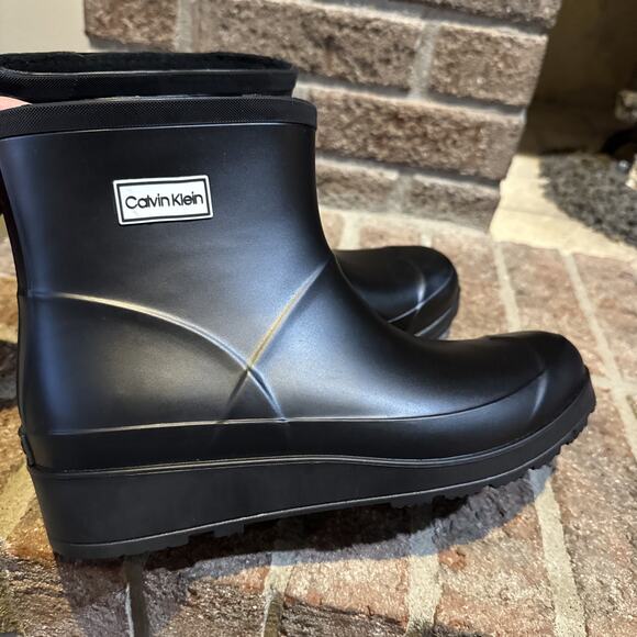 Calvin Klein Women Illea Rain Boot Size 9 Black - Picture 6 of 13